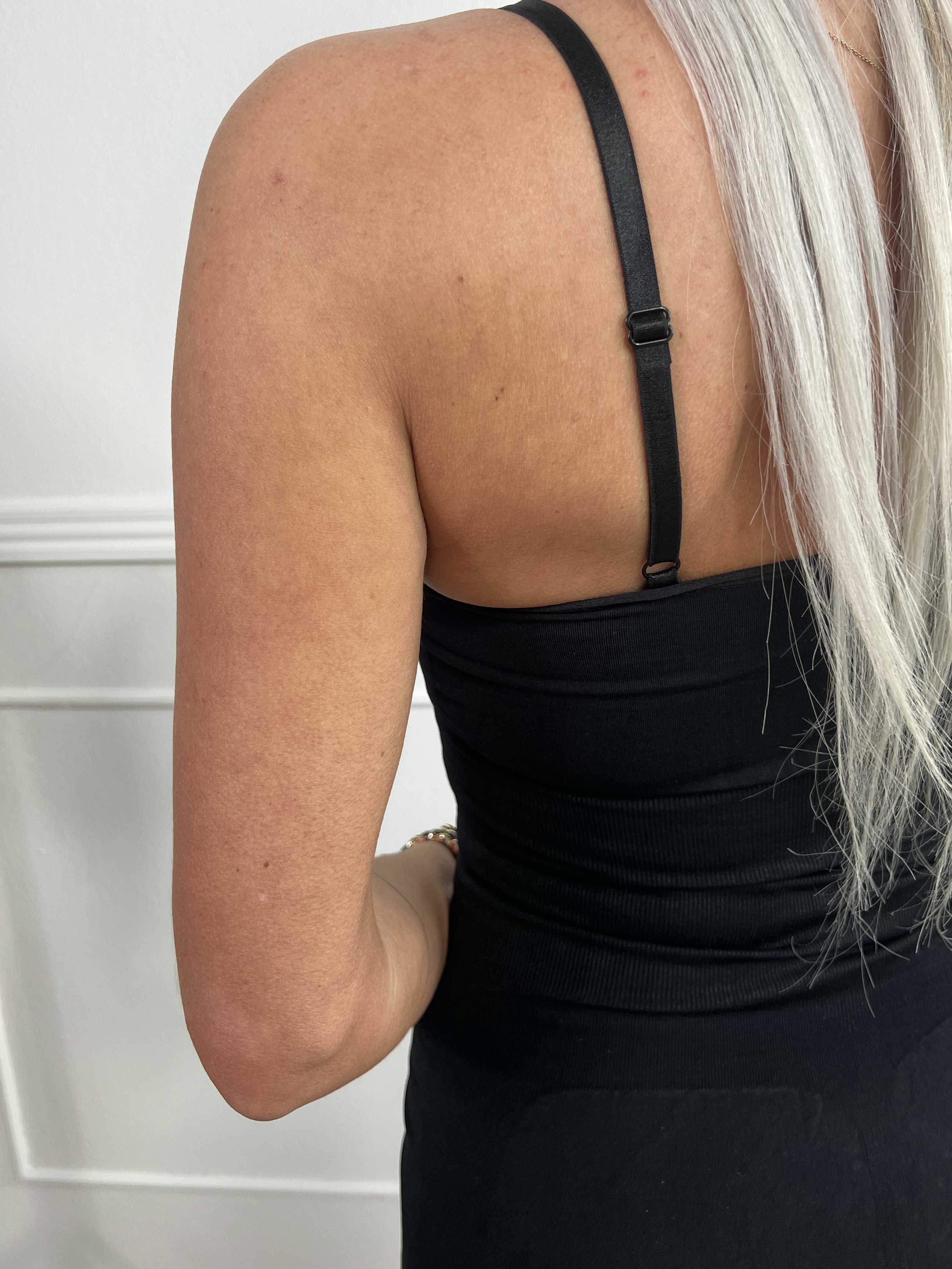 Shaping Bodysuit - Elastisk bodysuit med justerbare stropper